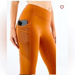 Fabletics Trinity Motion365 Mid-Rise 7/8 Legging